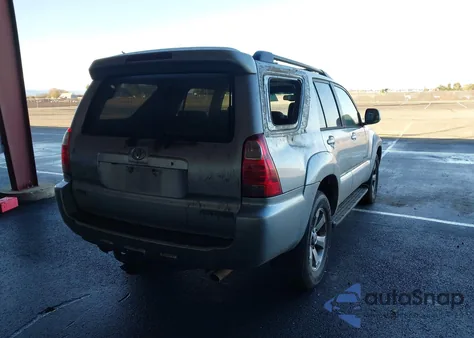 2006 Toyota 4Runner Limited V8 из США, поврежденный, VIN JTEBT17R568031938